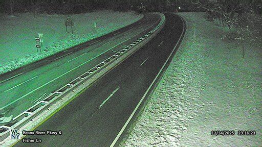 Yonkers: Bronx River Parkway at Fisher Lane