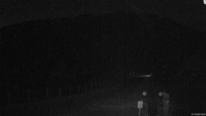 Borne › South-west: Auvergne-Rhône-Alpes, France: Ski slope