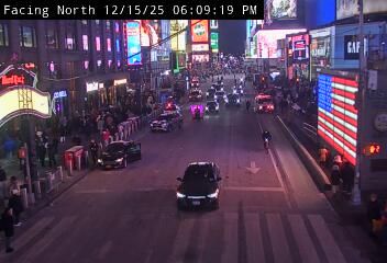 Manhattan Community Board 6: 7 Ave @ 43 Street