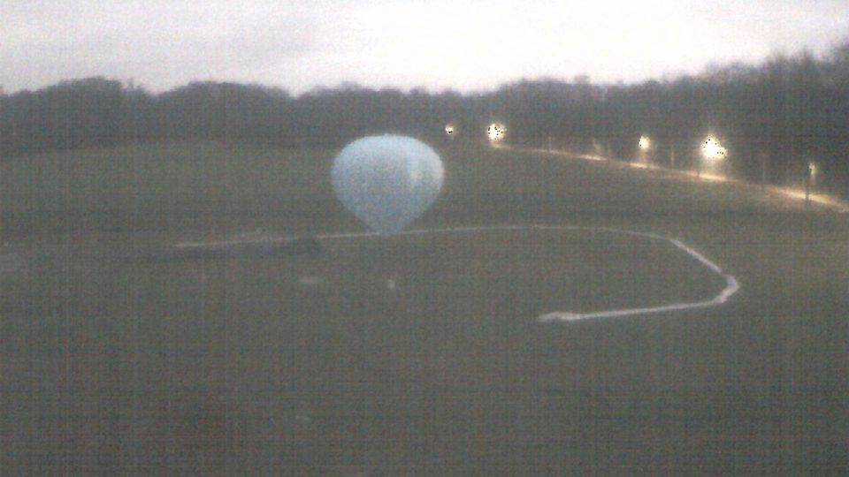 Gladbeck: Ballonstartplatz - im Wittringer Wald: Wiese-Wald-Vereinshaus