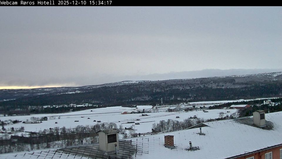 Galaen › West: Røros Airport