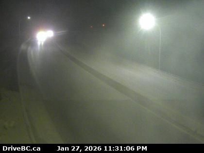 Area B › North: Highway 5 at the Great Bear Snowshed, looking north