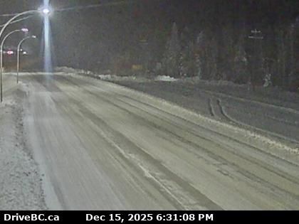 Muskwa › North: Highway 97 at Fort Nelson weigh scale, looking north