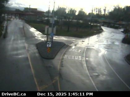 Sumas › South: Canada/USA border crossing at Highway 11 and 2 Avenue, looking south