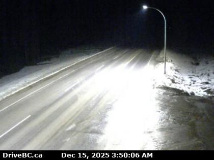 Regional District of Fraser-Fort George › West: Highway 16 about 50 km west of McBride at Loos Road, looking west