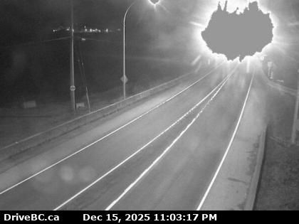 Rosedale › South: Hwy 9, north end of Agassiz - Bridge, looking south