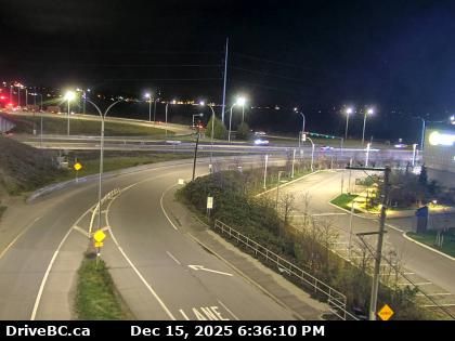 Delta › East: Highway 99 at Highway 17A overpass, looking east at southbound lanes on Highway 99