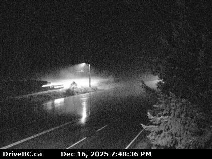 Boothroyd 8A › South: Highway 1 about 12 km north of Boston Bar at Kahmoose Road in Boothroyd, looking south