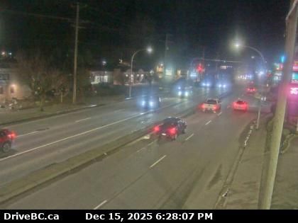 Duncan › South: Highway 1 at Trunk Road in - looking south