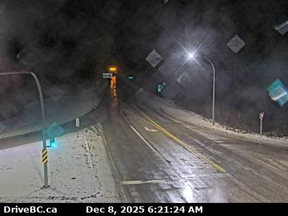 Big Eddy Settlement › West: Highway 1 at Highway 23 in Revelstoke, looking west