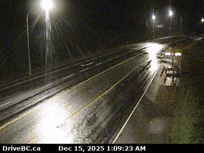 Hilliers › West: Highway 4 at Alberni Highway (Highway 4A) junction, about 2 km west of Coombs, looking west