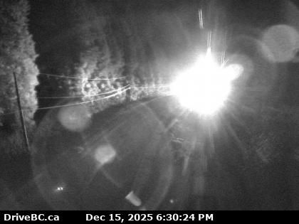 Columbia-Shuswap Regional District › West: Highway 1 about 33 km west of Revelstoke, looking west