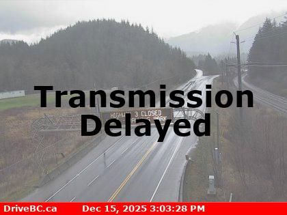 Hope 1 › North-east: Highway 7 about 2 km west of Hope, looking eastbound