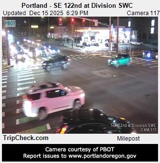 Maywood Park: Portland - SE 122nd at Division SWC