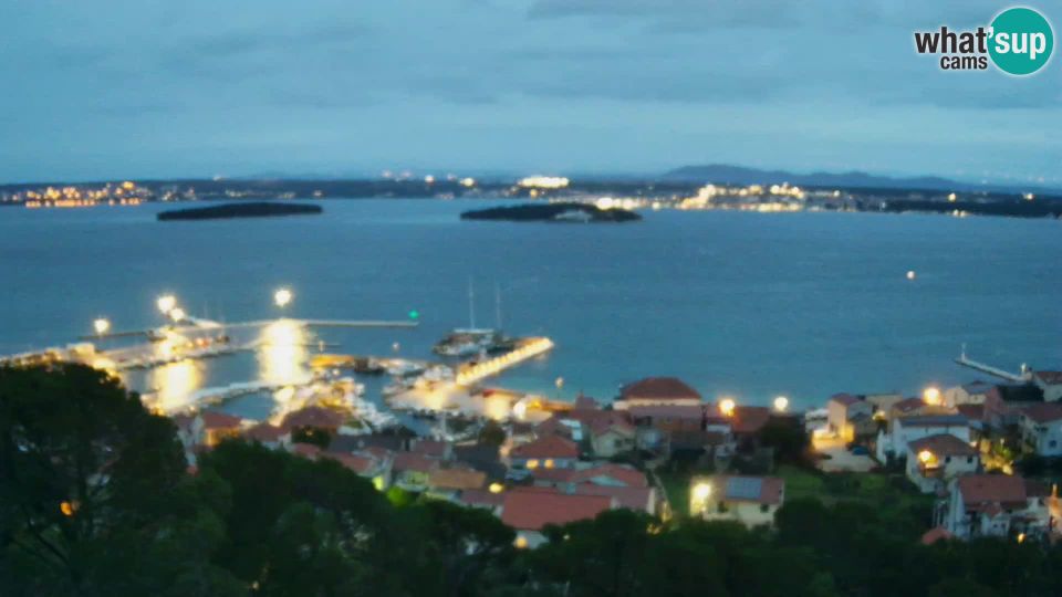 Tkon: Kalvaria - view of Pašman channel