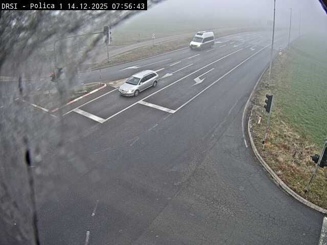 Polica: R2-411 - Kranj - pri Naklem