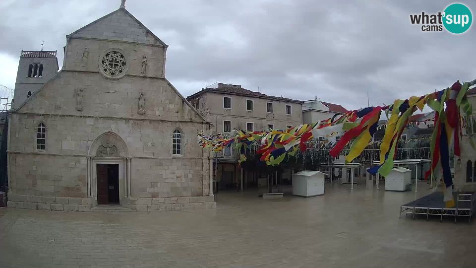 Pag: main square and Church of St. Mary