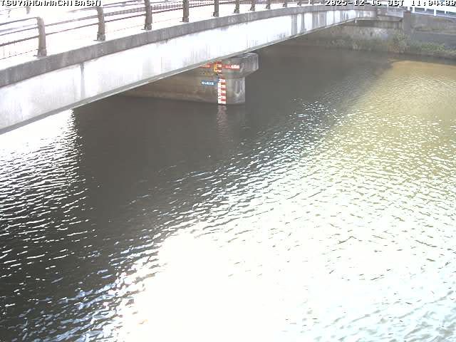 Higashi Ward › South: 東区 - 日本: 津屋本町橋（須恵川）