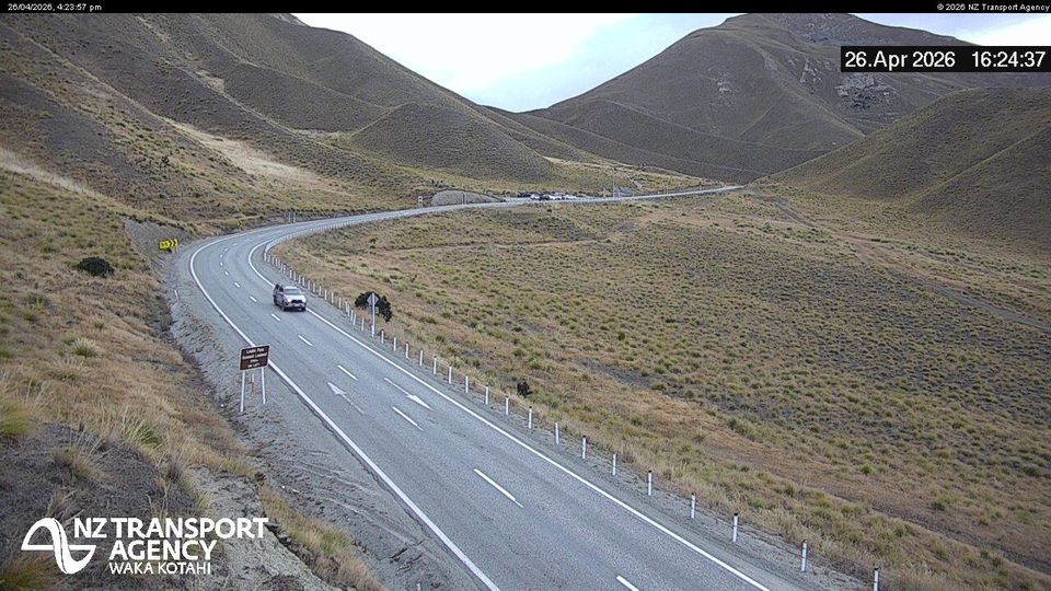 Waitaki District › South: SH8 Lindis Pass