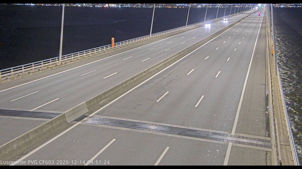 Parque das Nacoes › South: Rua Vasco da Gama