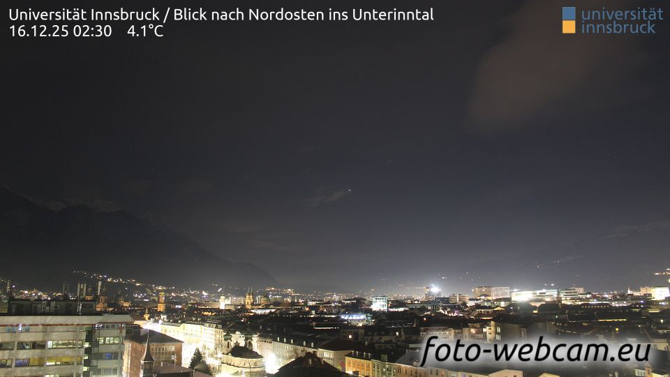 Innsbruck: Universität - Blick nach Nordosten ins Unterinntal