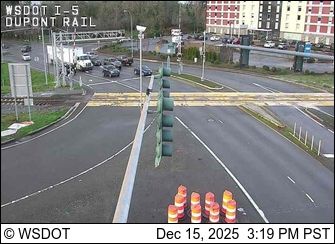 DuPont › North: I-5 at MP 118.8: Barksdale Ave Rail Crossing