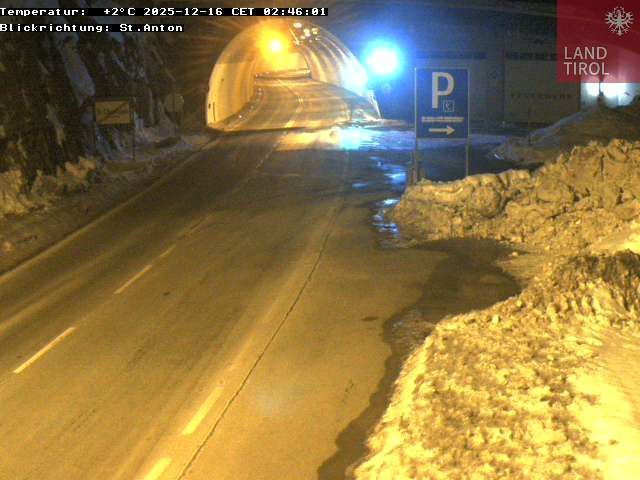 Gemeinde Sankt Anton am Arlberg: Sankt Christoph am Arlberg - Tirol, Österreich: B 197 Arlbergstraße, St.Christoph Schmittentunnel Nord Blickrichtung St.Anton