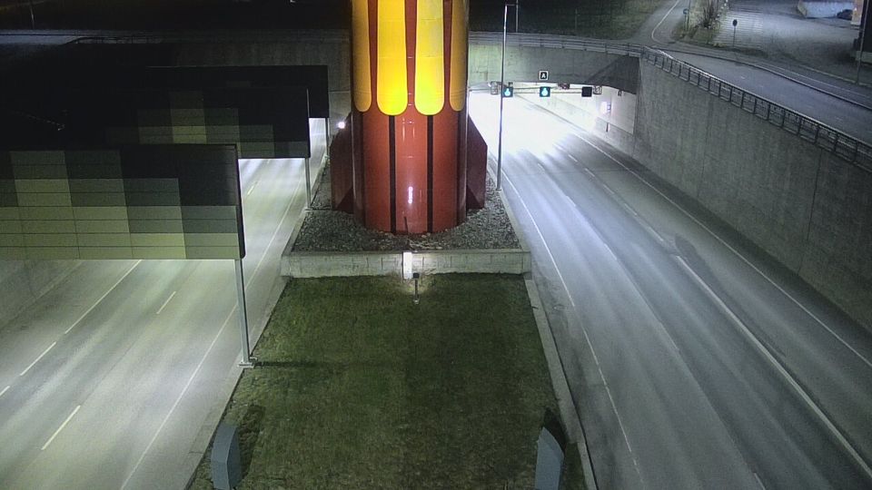 Tampere: Tie 12 - Rantatunnelin puomi, länsi - Rantatunneli