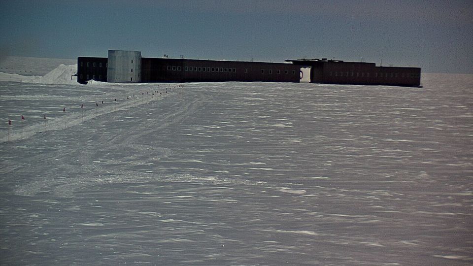 Queen Maud Land › South: South Pole