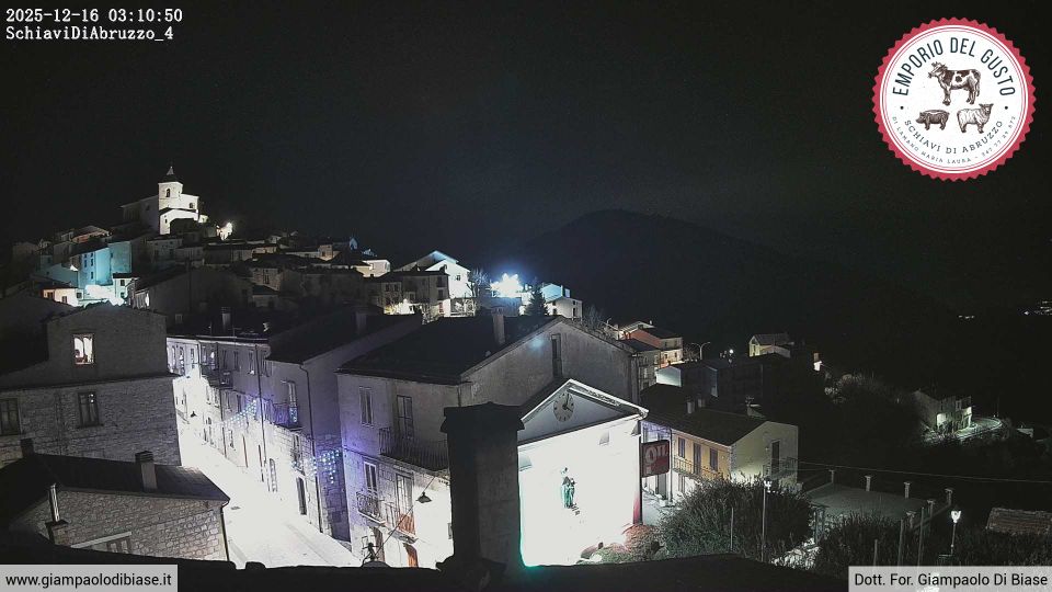 Schiavi di Abruzzo › North-east: Abruzzo, Italia: centro storico