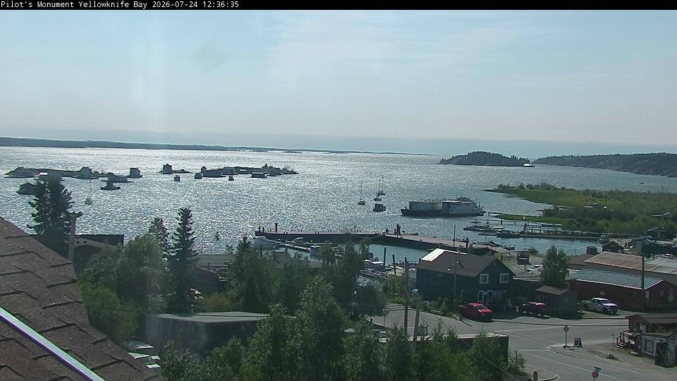 Yellowknife: Yellowknife Bay