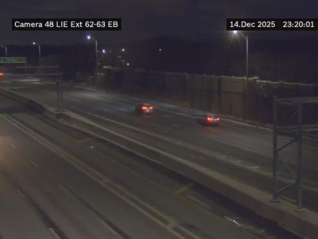 Lake Grove › East: I-495 at Blue Point Rd