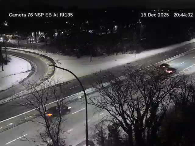 Upper Brookville › East: NSP at Rt 135(Seaford Oyster Bay Expwy)