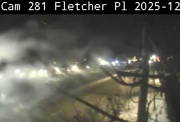 Huntington: NY 110 Northbound at Melville Mall North Driveway