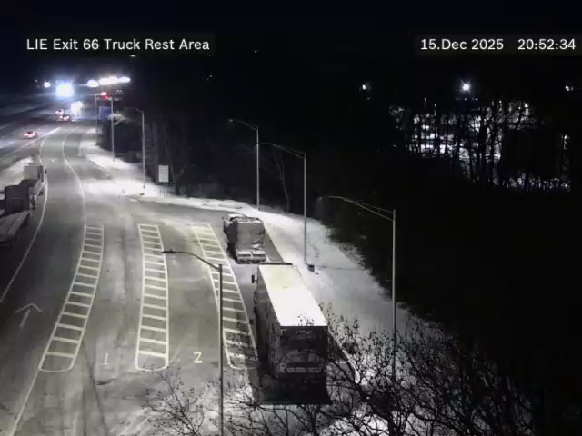 Miller Place › East: I-495 Exit 65/66 Rest area