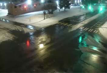 Rochester: Ford St at Exchange Blvd