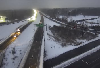 North Syracuse › North: I-481 south of Exit 8 (Northern Blvd)