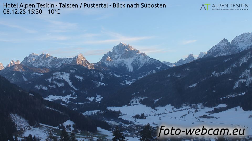 Taisten - Tesido: Hotel Alpen Tesitin - Pustertal - Blick nach Südosten