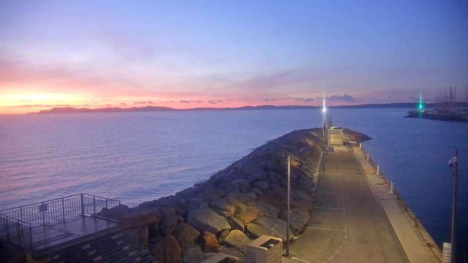 Hyeres: Port Saint-Pierre