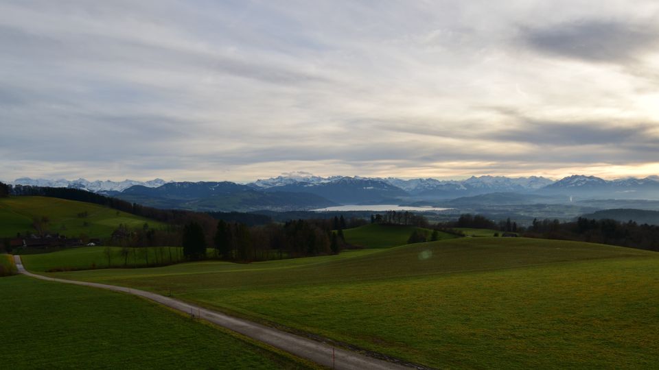 Langnau am Albis › South-west: Naturfreundeweg 8 - Rigi - Mount Pilatus - Eiger - Mönch - Jungfrau