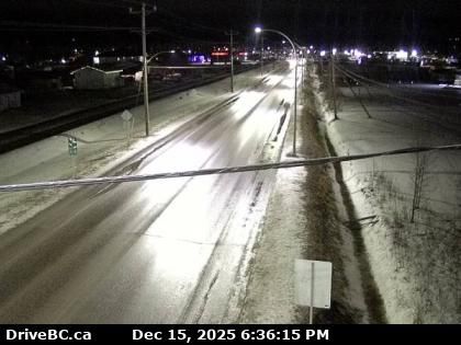 Fort St. James › North: Highway 27 at Hill Street/Greenview Drive in - looking north