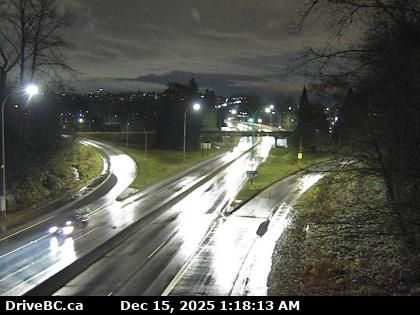 District of North Vancouver: West Lynn › South: Highway 1 at the northend of Ironworkers Memorial Bridge by Fern Street, looking southbound