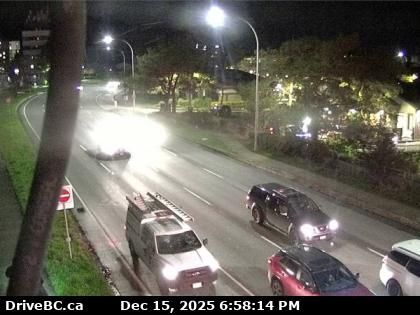 Saanich › North: Highway 17 (Patricia Bay Highway) at Ravine Way, looking north