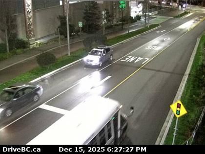 Saanich › West: Highway 17 (Patricia Bay Highway) at Ravine Way, looking west