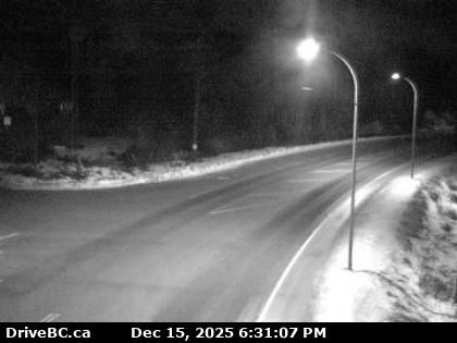 Soda Creek › South: Highway 97 and Beaver Lake Road junction north of McLeese Lake, looking south