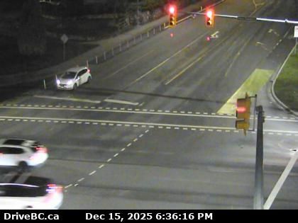 Saanich › North: Highway 1 at Tillicum Road, looking north
