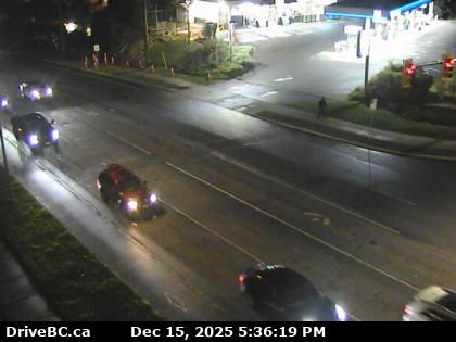 Saanich › South: Highway 1 at Tillicum Road, looking south