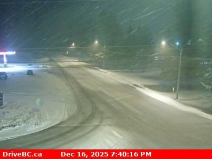Elkford › East: Highway 43 at Fording River Road in - looking east