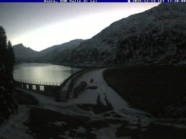 Ferrera › South-west: Diga della Valle di Lei - Lago di Lei