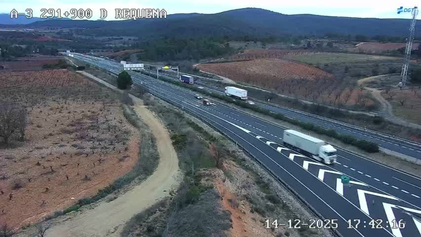 Requena › South